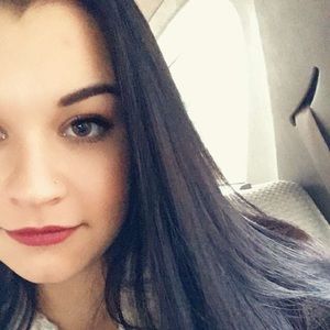 Meet your Posher, Dani